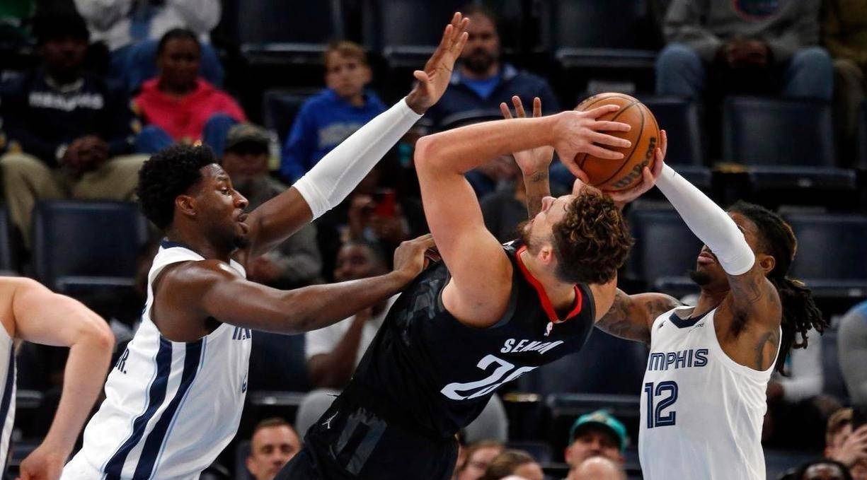 爱游戏官网-转折点北京首钢强势反弹，NBA季后赛今夜攻防权衡，管理层满意，球探报告显示潜力(山东男篮对于北京首钢的血脉压制)